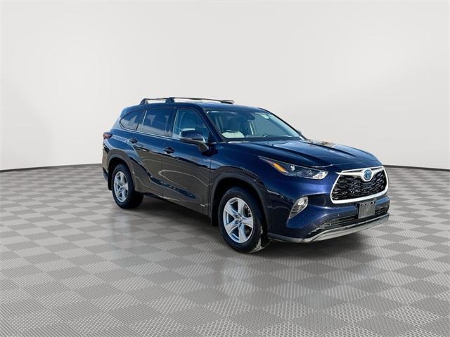 used 2022 Toyota Highlander Hybrid car, priced at $37,398