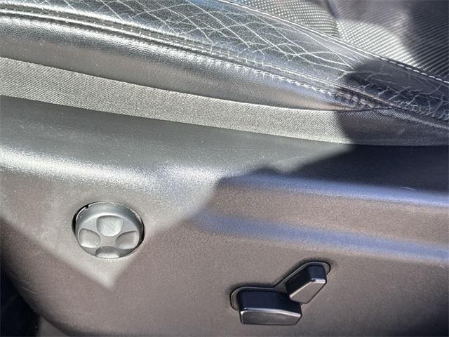 used 2014 Jeep Grand Cherokee car, priced at $11,999