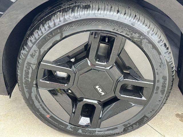 new 2026 Kia EV9 car, priced at $65,180