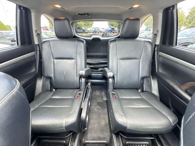 used 2018 Toyota Highlander Hybrid car, priced at $24,599