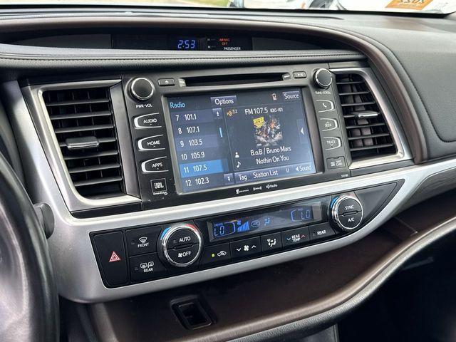 used 2018 Toyota Highlander Hybrid car, priced at $24,599