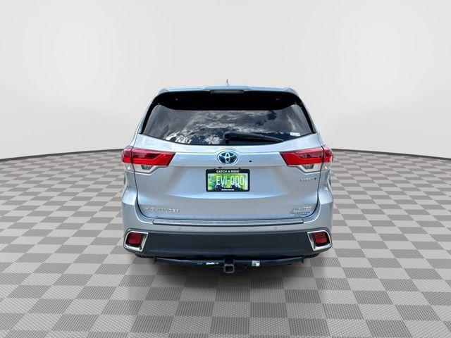used 2018 Toyota Highlander Hybrid car, priced at $24,599