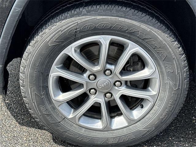 used 2014 Jeep Grand Cherokee car, priced at $13,199
