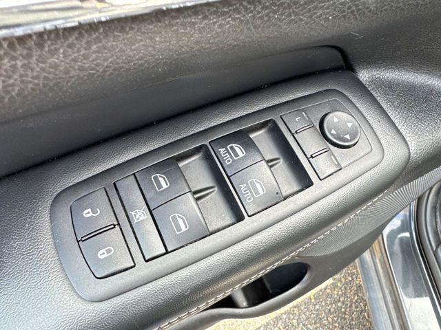 used 2014 Jeep Grand Cherokee car, priced at $12,299