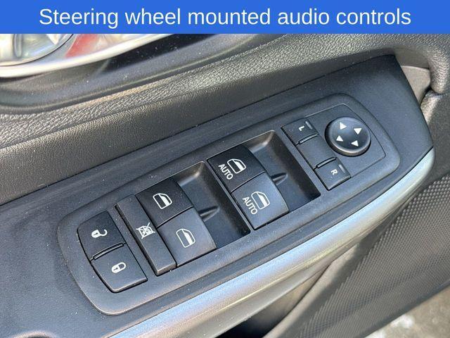 used 2019 Jeep Cherokee car, priced at $17,499