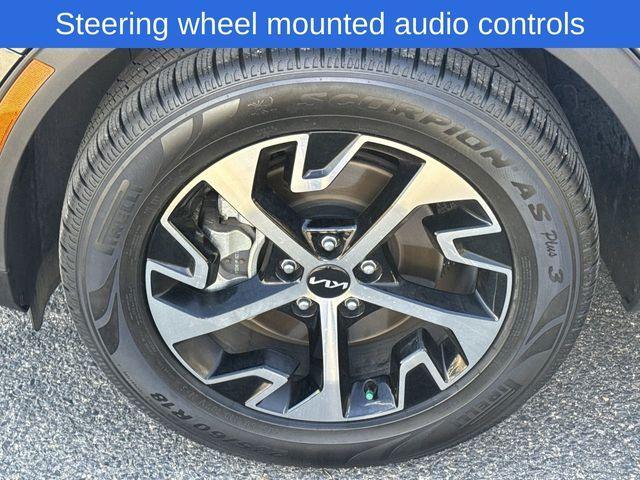 used 2023 Kia Sportage Hybrid car, priced at $24,999