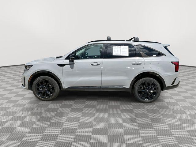 used 2022 Kia Sorento car, priced at $32,099
