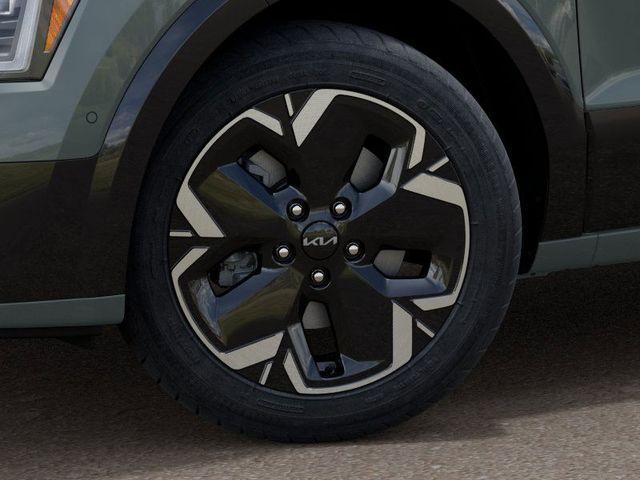 new 2025 Kia Niro EV car, priced at $33,330