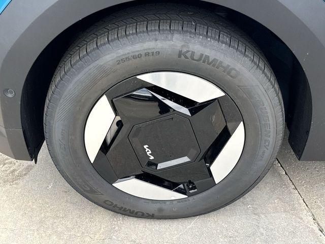 new 2026 Kia EV9 car, priced at $56,485