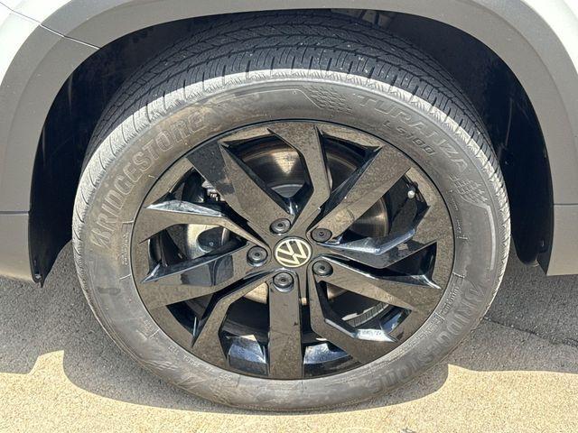 used 2022 Volkswagen Taos car, priced at $21,099