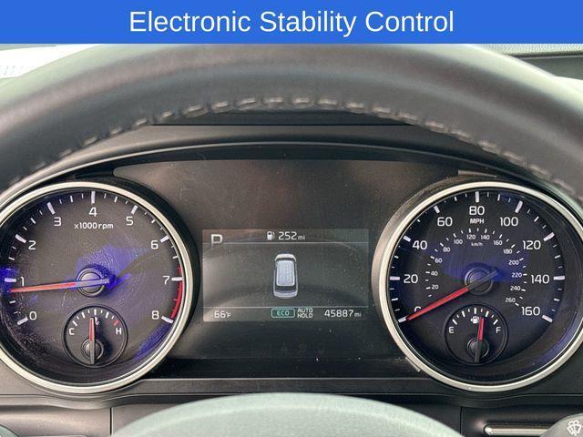 used 2023 Kia Carnival car, priced at $31,399
