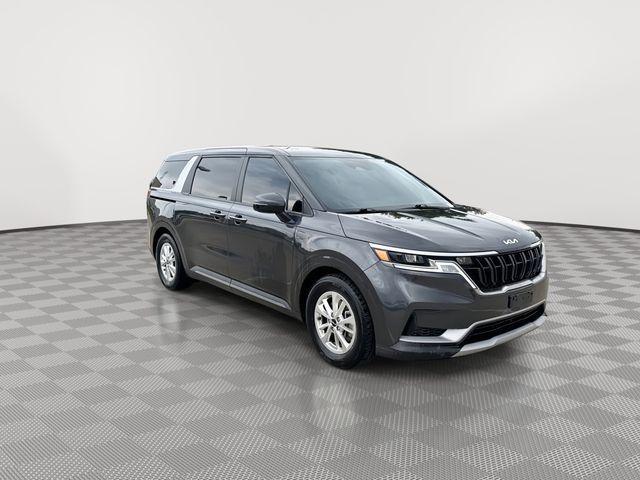 used 2023 Kia Carnival car, priced at $31,399