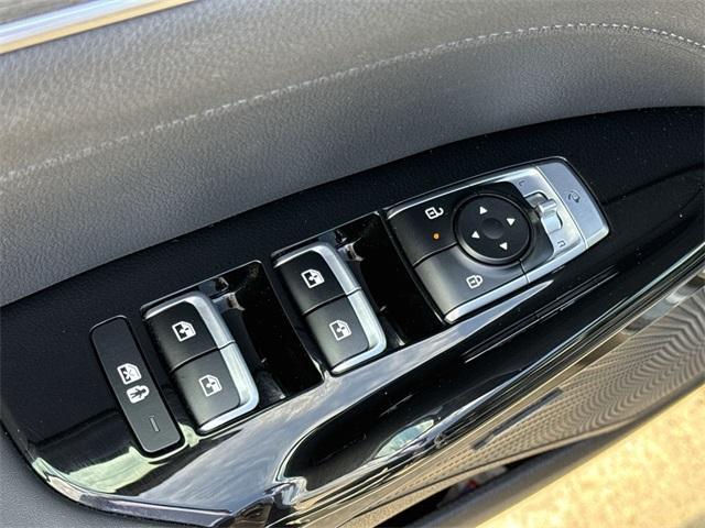 used 2025 Kia K5 car, priced at $27,797