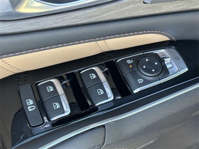 used 2024 Kia Sorento car, priced at $43,097