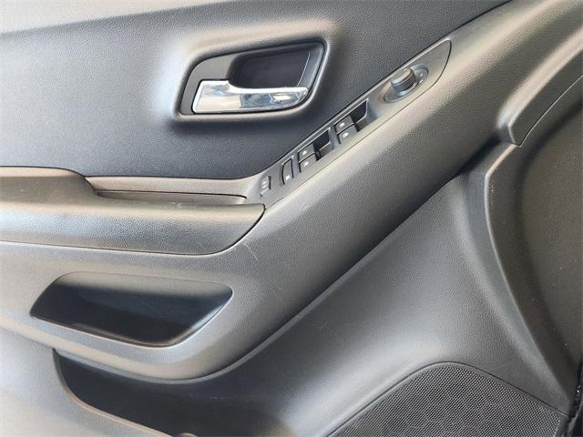 used 2022 Chevrolet Trax car, priced at $19,988