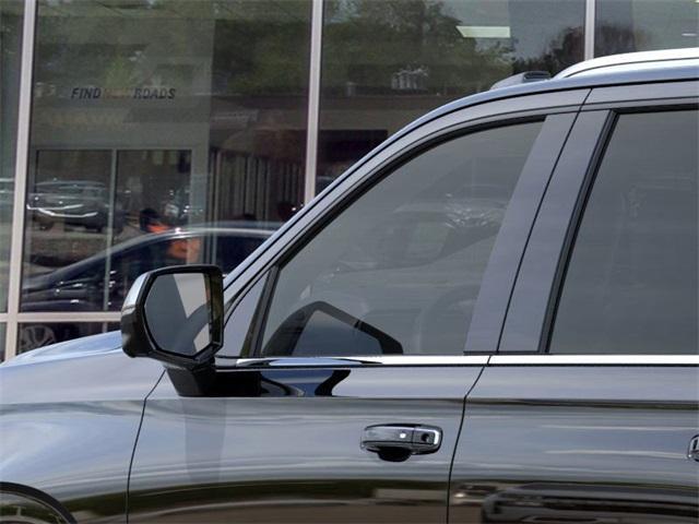 new 2025 Chevrolet Suburban car, priced at $86,780