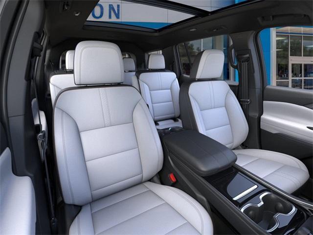 new 2026 Chevrolet Traverse car, priced at $61,915