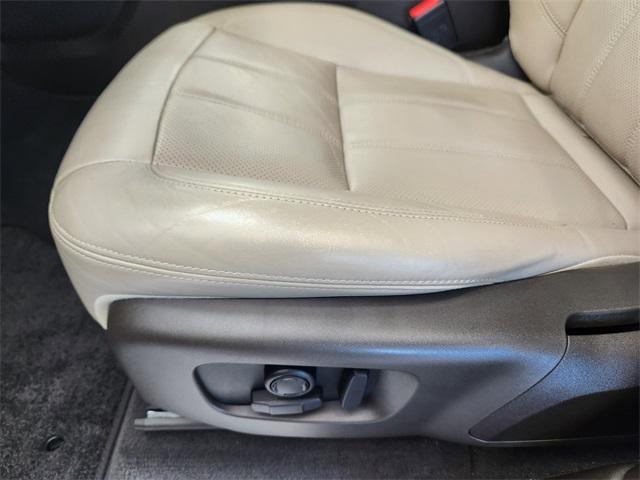 used 2020 Land Rover Range Rover Sport car, priced at $23,998