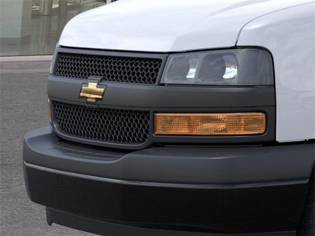new 2025 Chevrolet Express 3500 car
