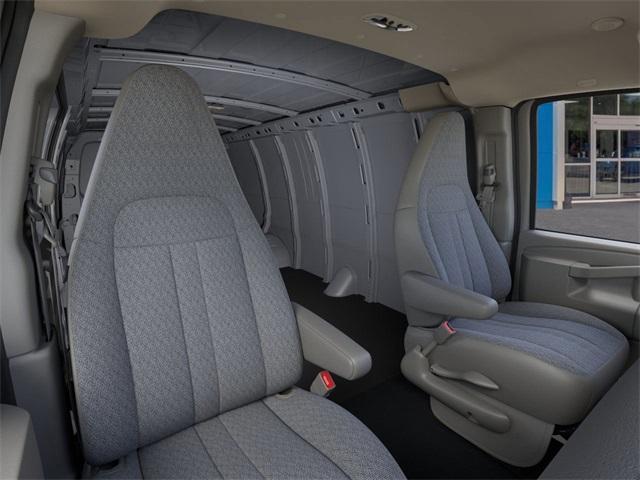 new 2025 Chevrolet Express 3500 car