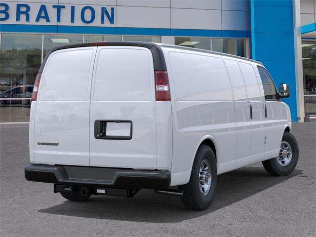 new 2025 Chevrolet Express 3500 car