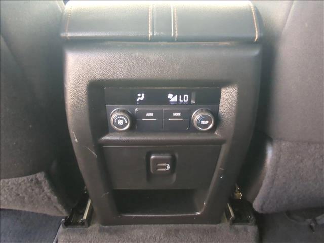 used 2021 Chevrolet Traverse car, priced at $19,553