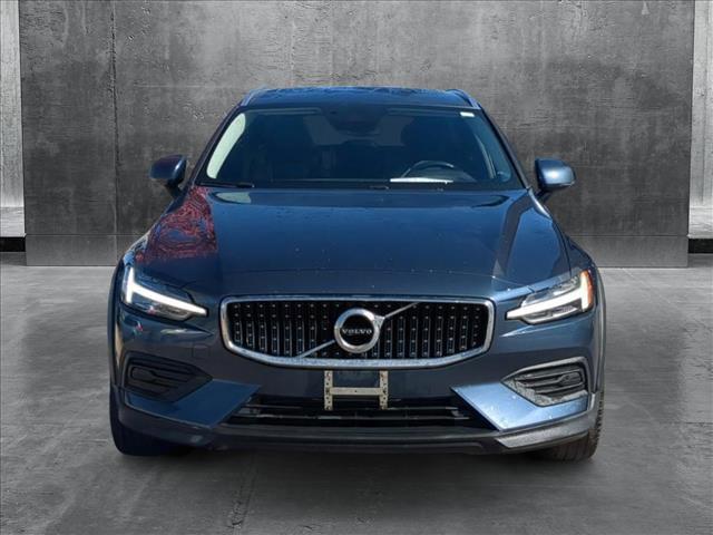 used 2020 Volvo V60 Cross Country car, priced at $27,399