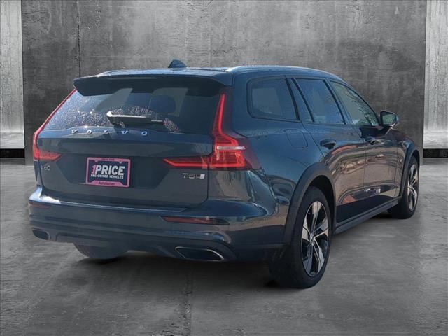 used 2020 Volvo V60 Cross Country car, priced at $27,399