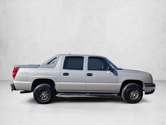 used 2006 Chevrolet Avalanche car, priced at $8,998
