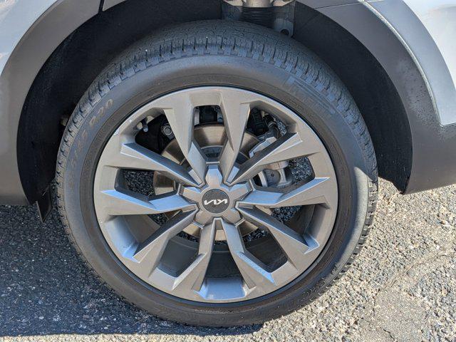 used 2022 Kia Sorento car, priced at $26,828