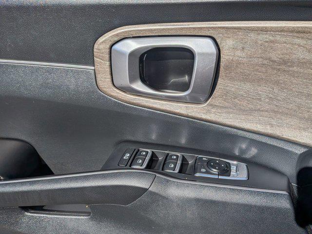 used 2022 Kia Sorento car, priced at $26,828