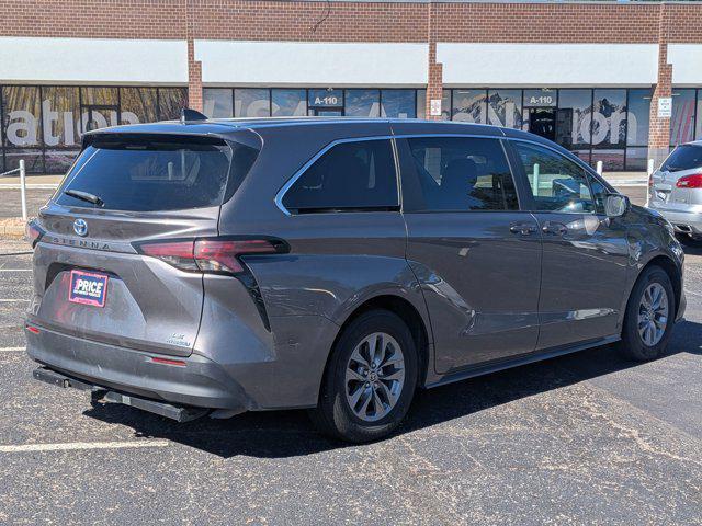 used 2022 Toyota Sienna car, priced at $33,005