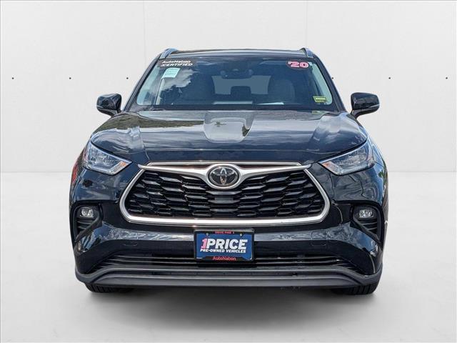 used 2020 Toyota Highlander car, priced at $28,836