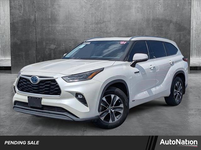 used 2021 Toyota Highlander Hybrid car, priced at $34,834