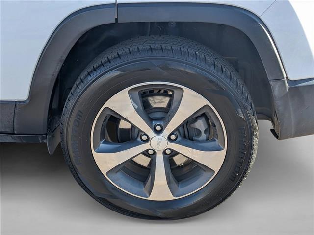 used 2019 Jeep Cherokee car, priced at $13,298
