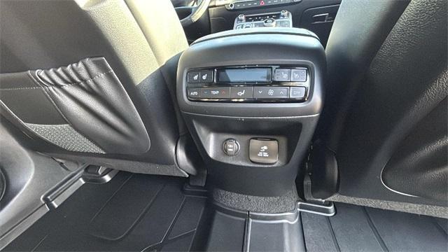 used 2024 Hyundai Palisade car, priced at $42,995