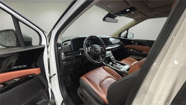 used 2024 Kia Carnival car, priced at $42,990