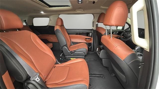 used 2024 Kia Carnival car, priced at $42,990