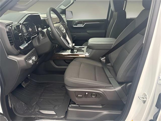 new 2025 GMC Sierra 1500 car, priced at $52,475