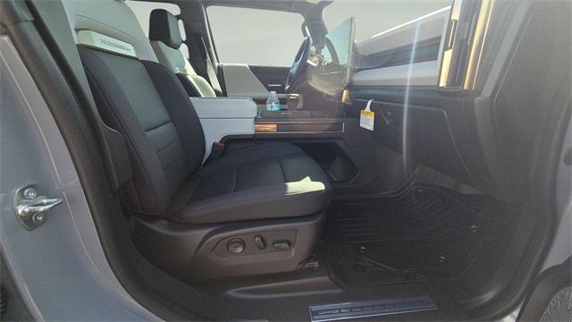 new 2025 GMC HUMMER EV Pickup car, priced at $105,109