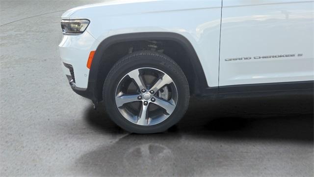used 2024 Jeep Grand Cherokee L car, priced at $40,495