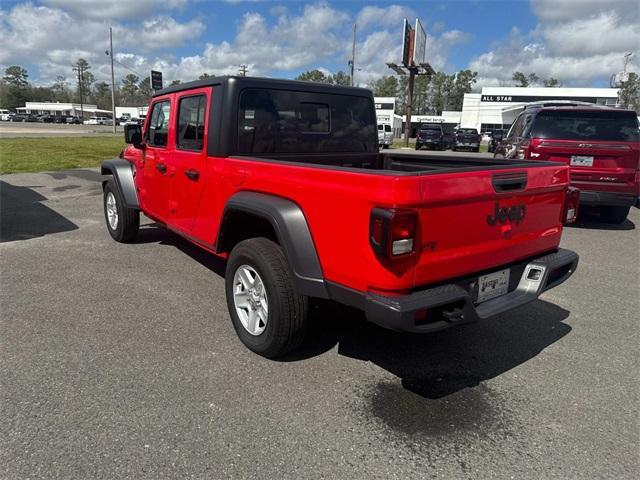 used 2023 Jeep Gladiator car, priced at $30,495