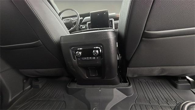 new 2025 GMC Yukon XL car, priced at $92,634