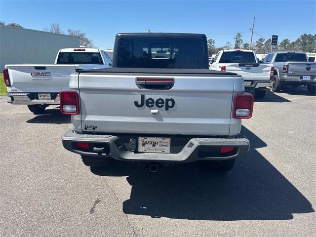 used 2022 Jeep Gladiator car, priced at $33,995