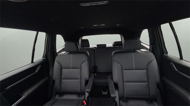 new 2025 GMC Acadia car, priced at $51,185