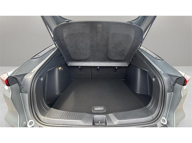 new 2025 Buick Envista car, priced at $26,820