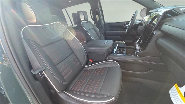 new 2025 GMC Yukon XL car, priced at $104,379