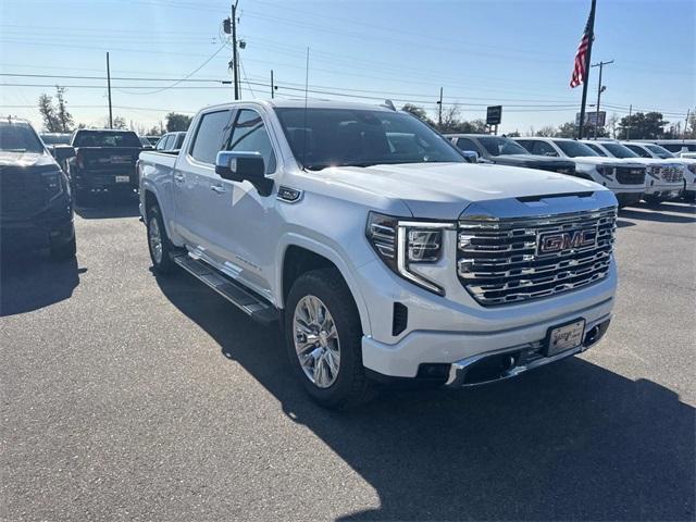 new 2025 GMC Sierra 1500 car, priced at $71,879