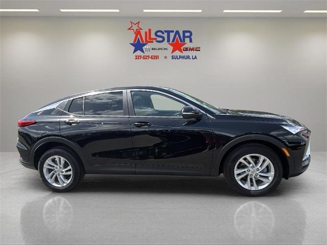 new 2025 Buick Envista car, priced at $26,995