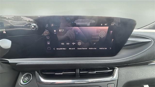 new 2025 Buick Envista car, priced at $26,995
